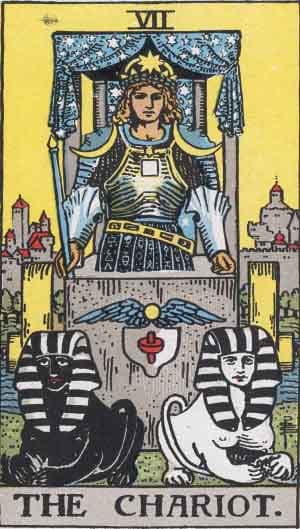 Significado da carta O Carro no Tarot Carta O Carro no Tarot - guerreiro em carruagem puxada por duas esfinges